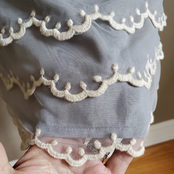 Tiered overlay blouse Floreat size 6 steely blue - Picture 9 of 12